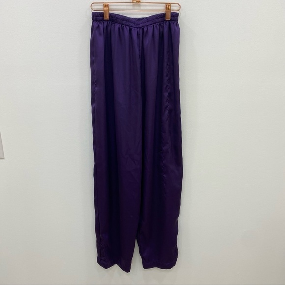 Vintage Victoria’s Secret silky purple pajama set Sz Medium - Picture 5 of 11